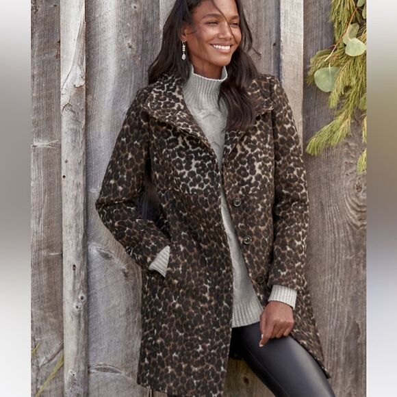 Via Spiga animal print coat.  Size 4 - Picture 1 of 9